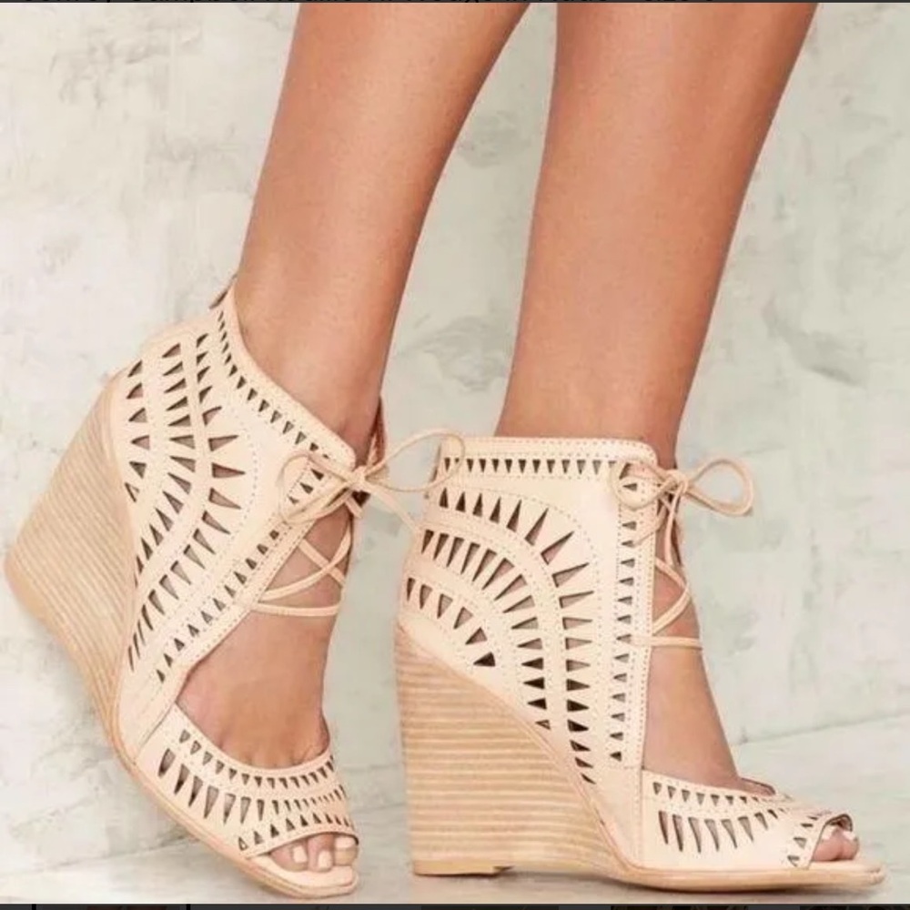 Jeffrey Campbell Rodillo Hi Wedge in Nude Size 9.5